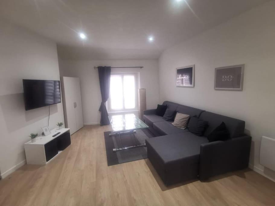 Apartment Smart House Airport Cdg, Asterix Louvres