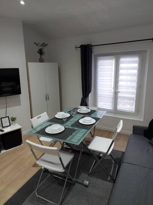 Apartment Smart House Airport Cdg, Asterix *